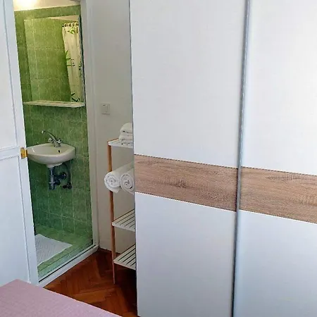 Apartament With A Parking Space Rab - 23298 Rab Town