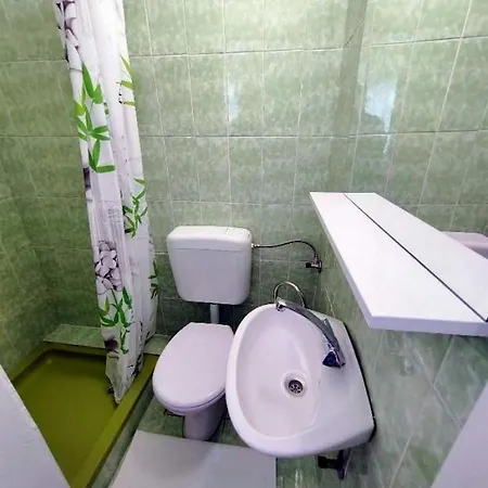 아파트 With Parking Space Rab - 23298 라브